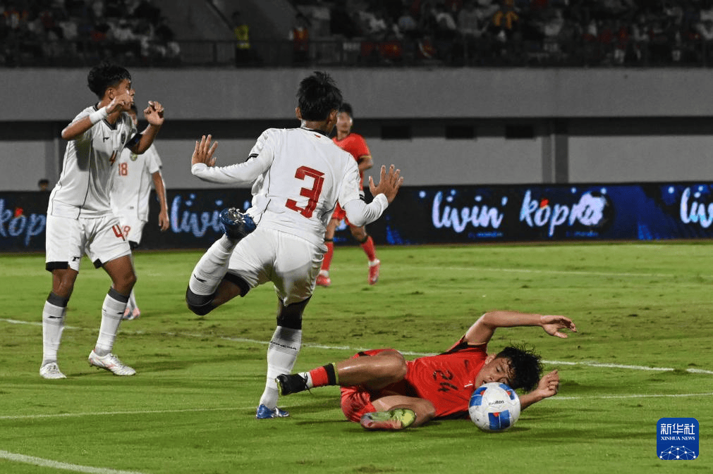 U17男足国际友谊赛：中国胜印尼