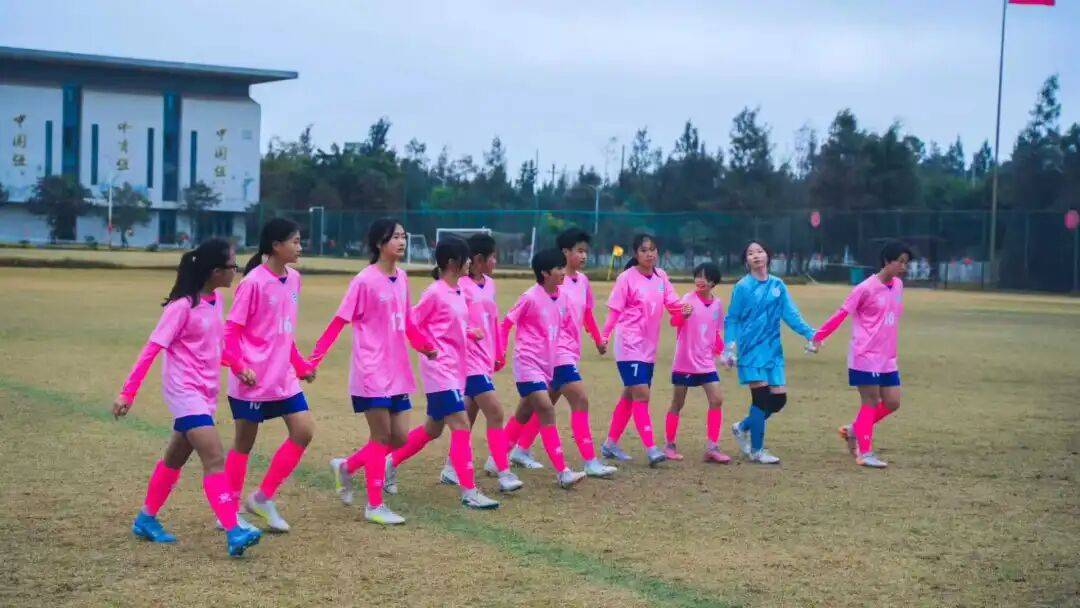莆田U14女足创历史!亚军+金靴+风尚奖,她们全都要!