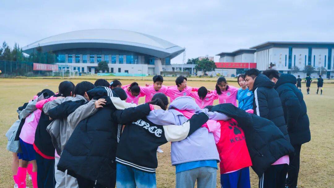 莆田U14女足创历史!亚军+金靴+风尚奖,她们全都要!
